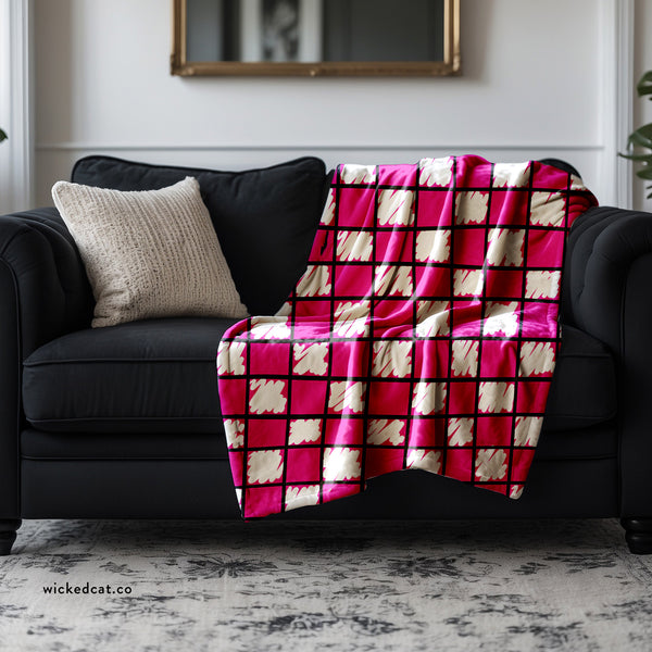 Checkered Pink & White Chic Couch Throw Blanket