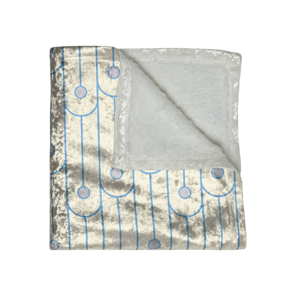Blue and White Art Deco Decorative Throw Blanket
