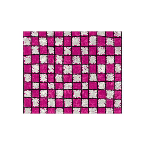 Checkered Pink & White Chic Couch Throw Blanket