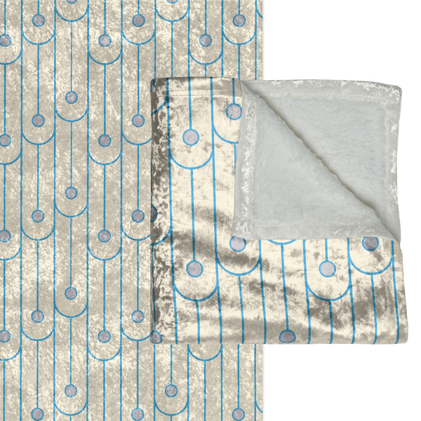 Blue and White Art Deco Decorative Throw Blanket