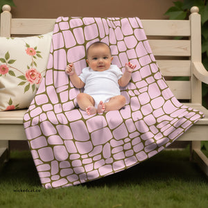 soft sherpa blanket with 'Pink & Brown Crocodile Print' design