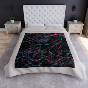 Soft sherpa blanket with 'Octopus Squid Pink & Blue Decorative Throw' design