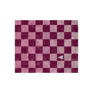 Soft sherpa blanket with 'Pink Checkered Heart' design