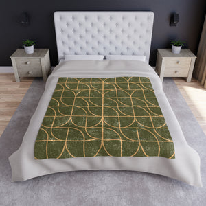 Soft sherpa blanket with 'Green & Gold Art Deco Decorative Throw' design