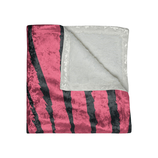 Pink & Black Tiger Print Chic Couch Throw Blanket