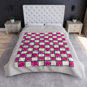 Checkered White & Pink Chic Couch Throw Blanket