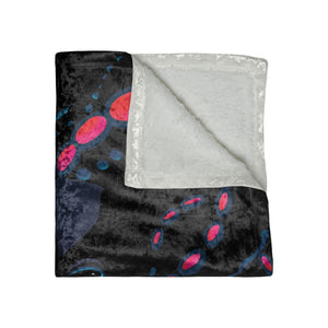 Soft sherpa blanket with 'Octopus Squid Pink & Blue Decorative Throw' design