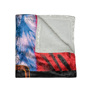 Soft sherpa blanket with 'Santa Clause Suit Christmas Throw' design