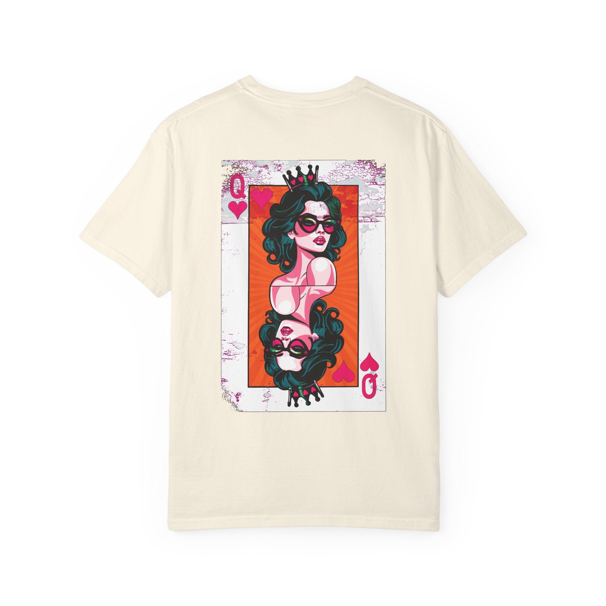 Comfort Colors® Retro Queen of Hearts Vintage Grunge T-Shirt