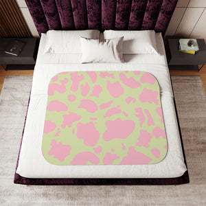 soft sherpa blanket with 'Pink & Green Cow Print' design