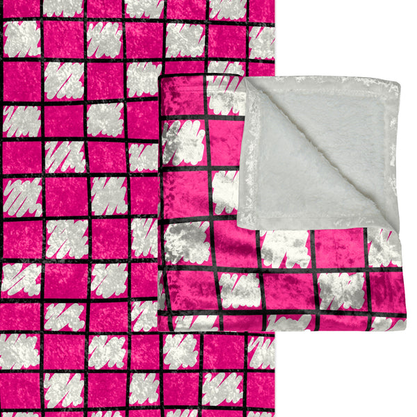 Checkered Pink & White Chic Couch Throw Blanket