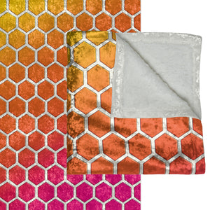 Soft sherpa blanket with 'Honeycomb Rainbow Spring Summer Decorative Throw' design
