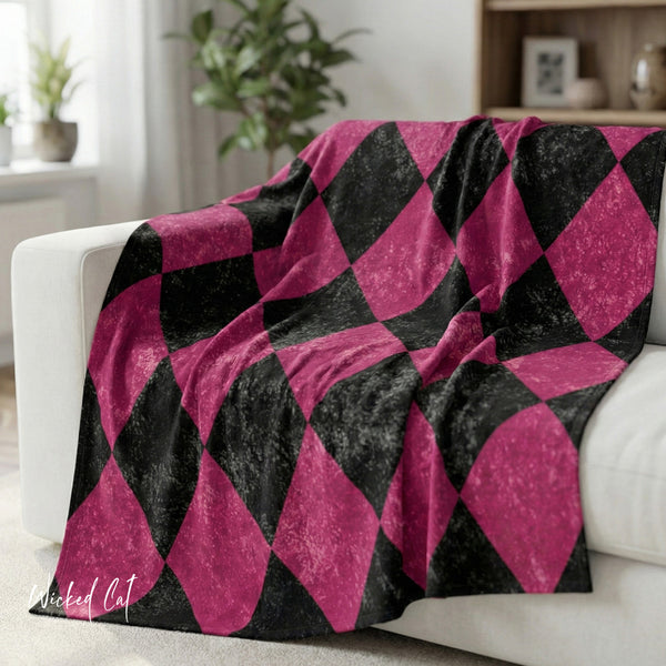 Pink & Black Diamond Checkered Throw