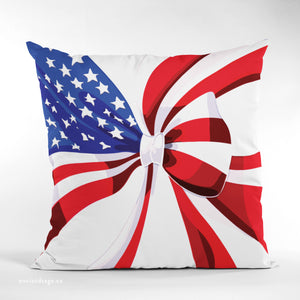 throw pillow with 'American Flow Patriotic Accent' design
