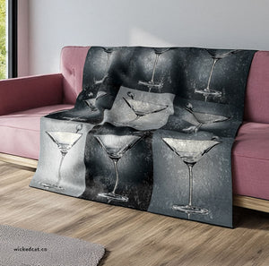 Black and White Martini Pop Art Throw Blanket