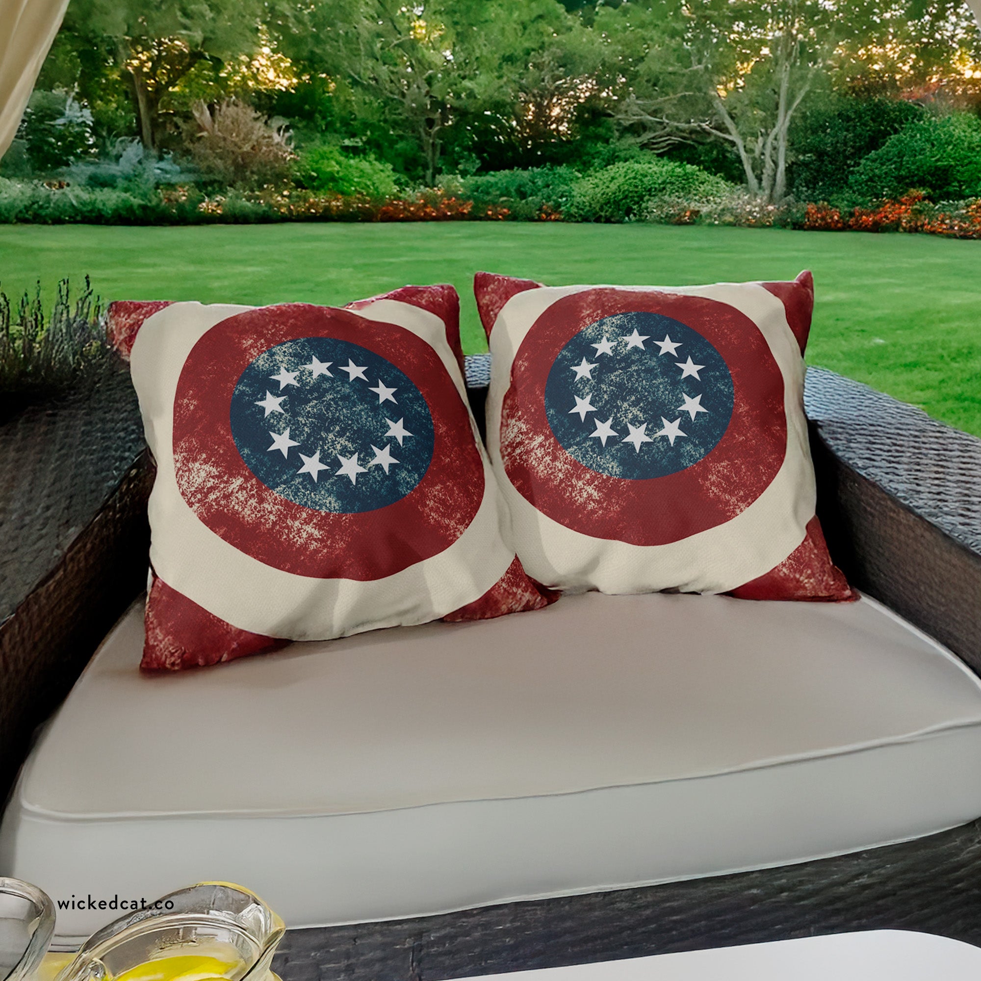 Vintage American Flag Patriotic Outdoor Indoor Throw Pillow